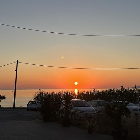 Idolio Suite Hersonissos  Esterno foto